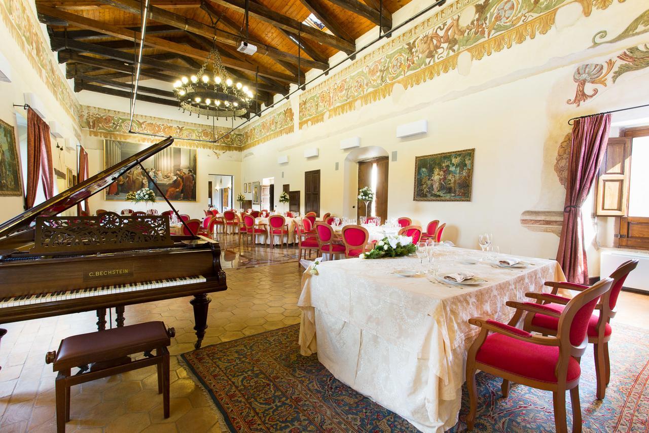 Castello Di Altomonte Hotel Ngoại thất bức ảnh