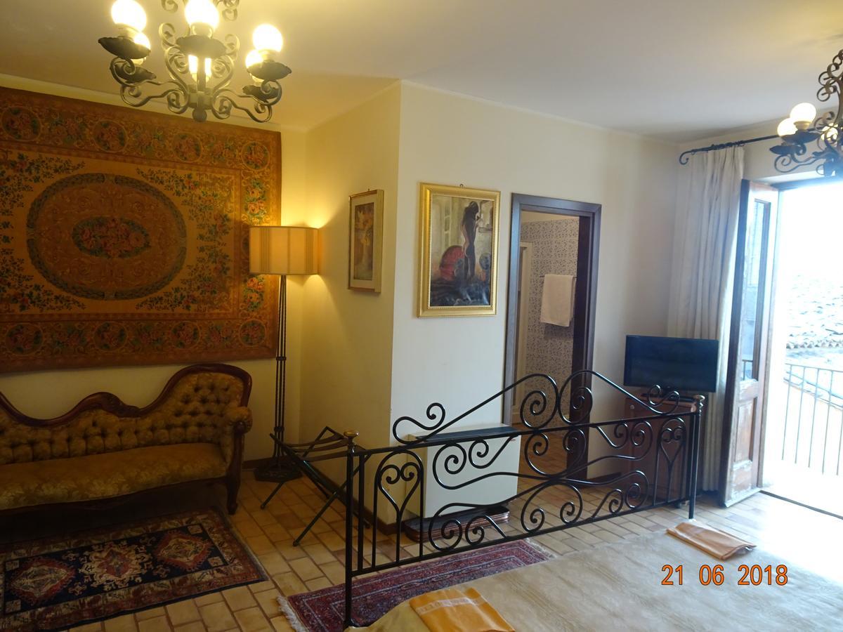 Castello Di Altomonte Hotel Ngoại thất bức ảnh