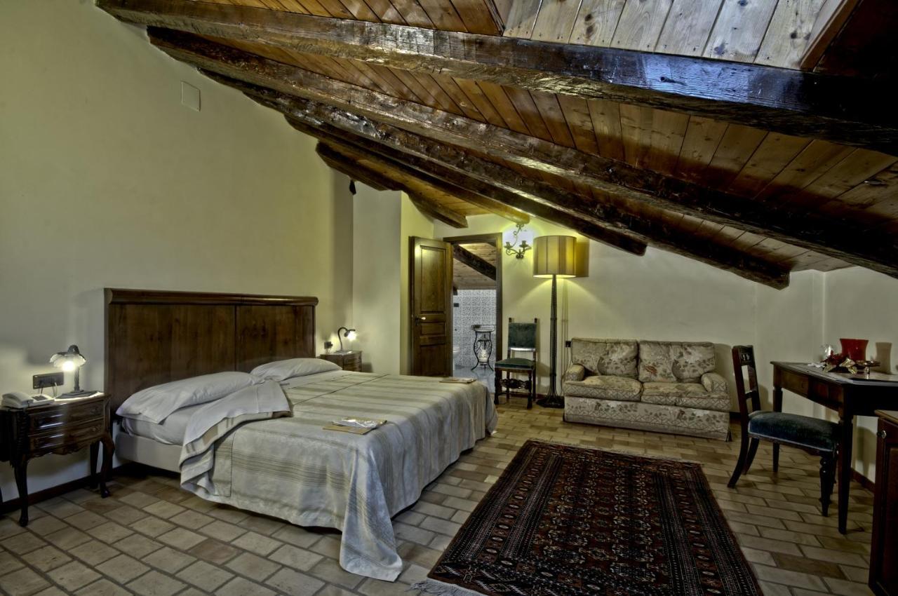 Castello Di Altomonte Hotel Ngoại thất bức ảnh